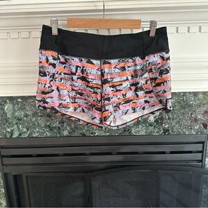 Lululemon Run Times Short II *4" Inversion Multi / Black size 8